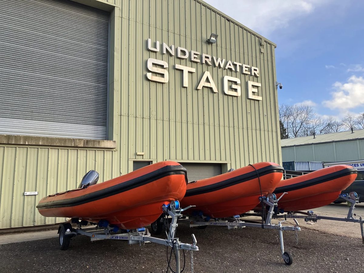 Diving Services UK &mdash; behind the scenes