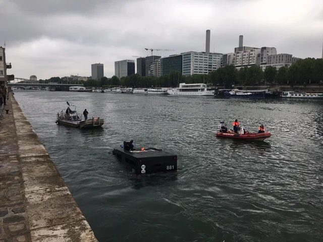 Diving Services UK &mdash; behind the scenes