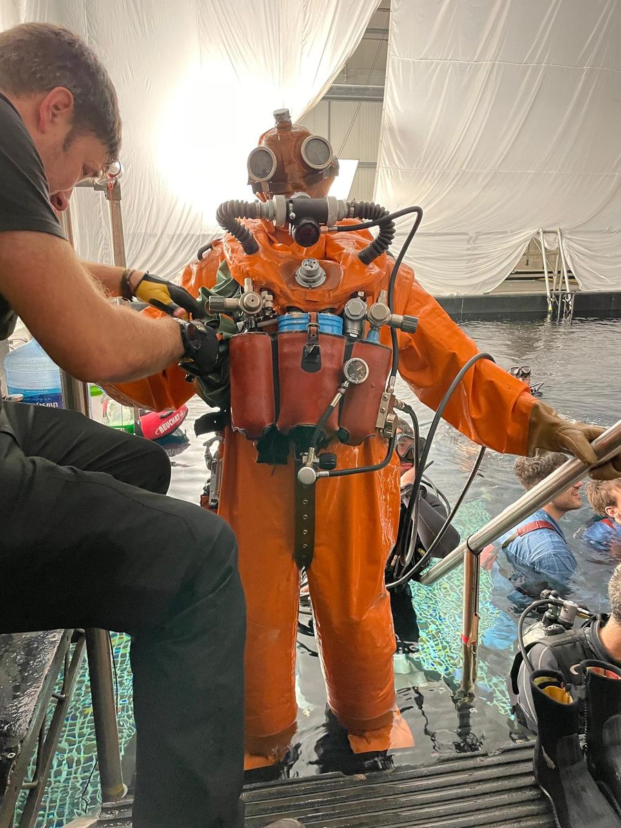 Diving Services UK &mdash; behind the scenes
