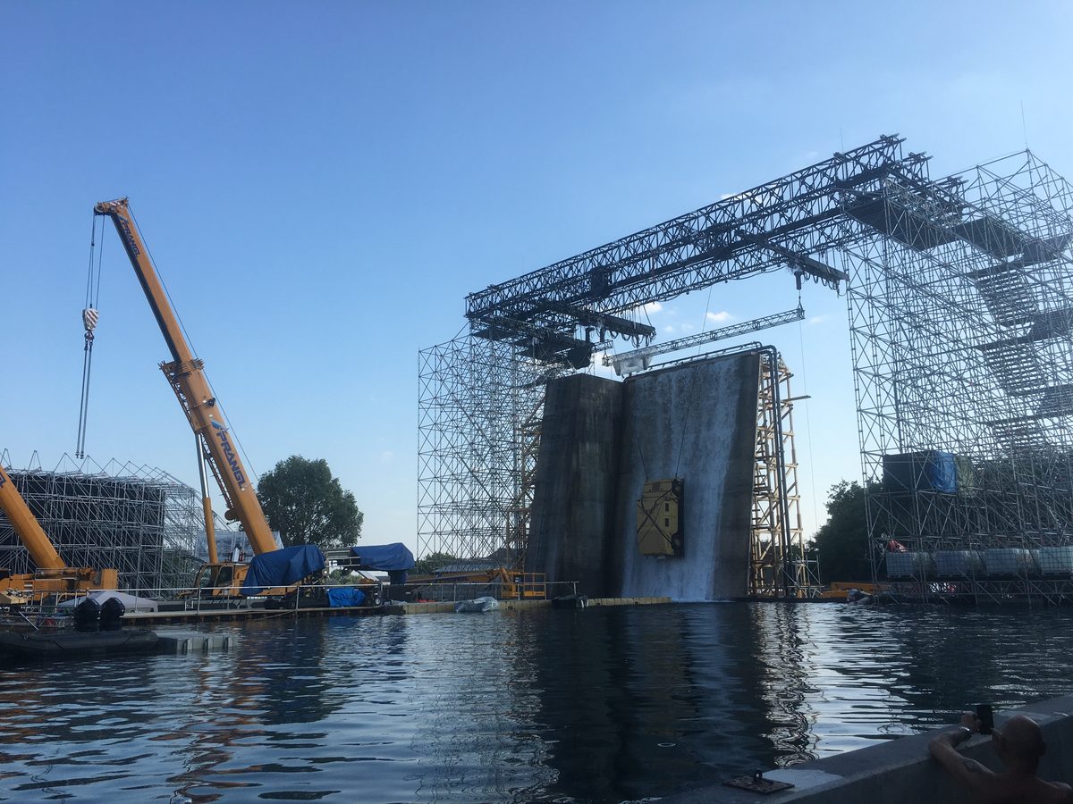 Diving Services UK &mdash; behind the scenes