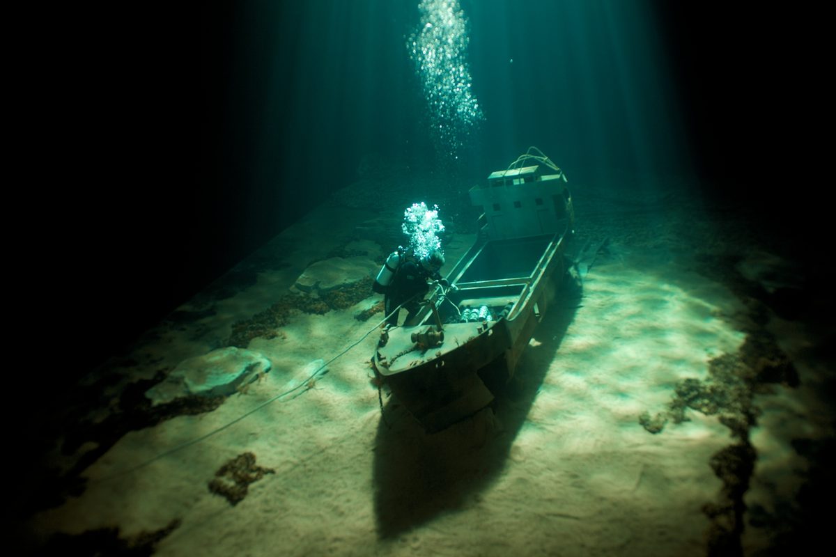 Diving Services UK &mdash; behind the scenes