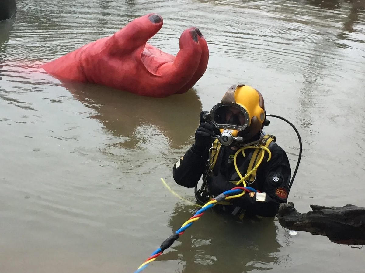Diving Services UK &mdash; behind the scenes